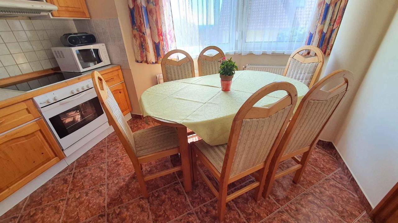 Apartment In Fonyod/Balaton 18580 Bagian luar foto